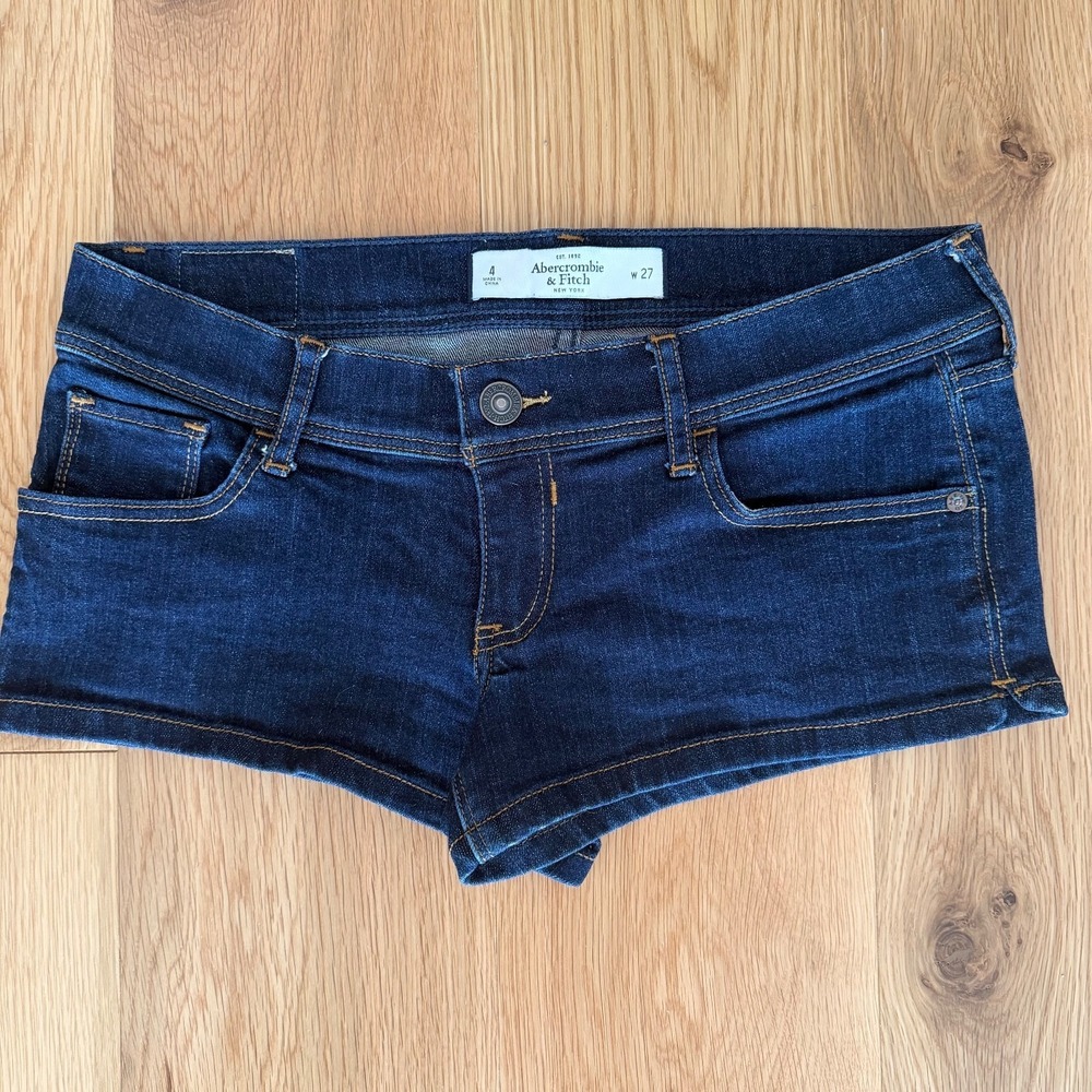 Abercrombie & Fitch Sz4/27 Low Rise Mini Short in Dark Wash Indigo Denim